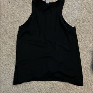 black work out top